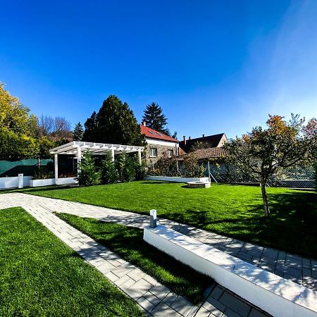 Shambala Apartman Тихань Екстер'єр фото