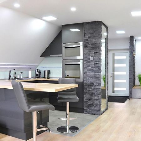Shambala Apartman Тихань Екстер'єр фото