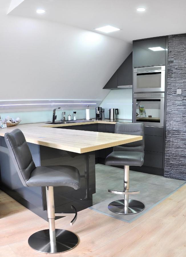 Shambala Apartman Тихань Екстер'єр фото