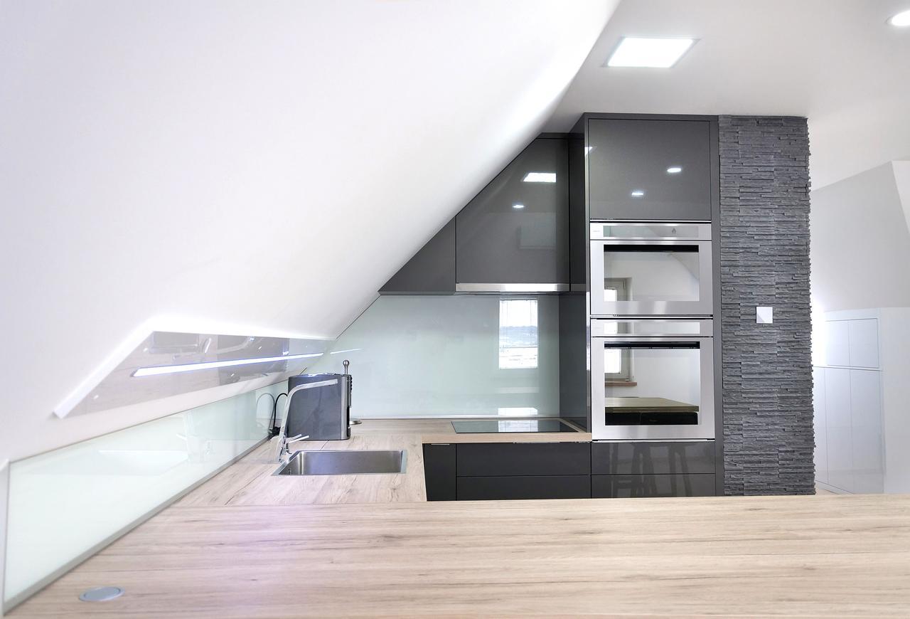 Shambala Apartman Тихань Екстер'єр фото